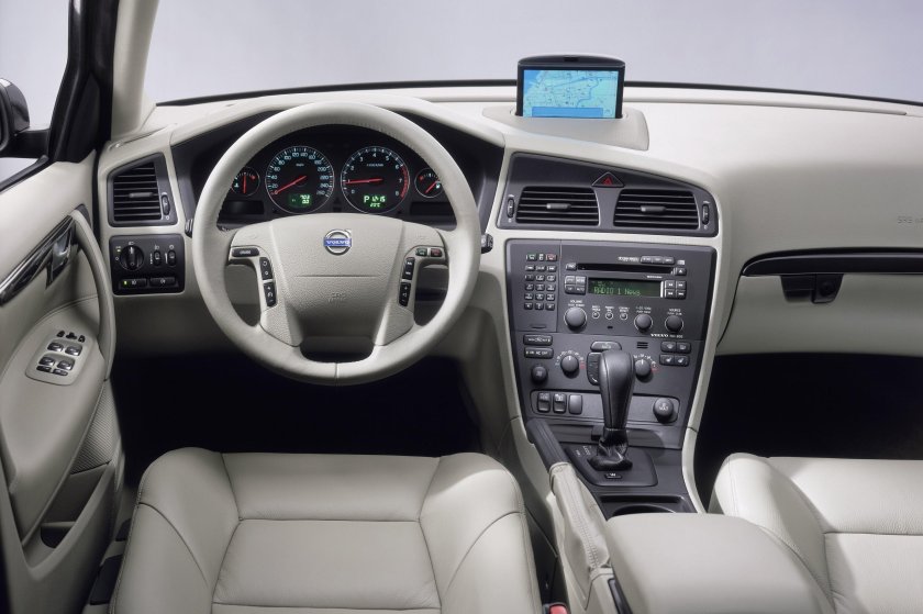 Volvo v70 2004