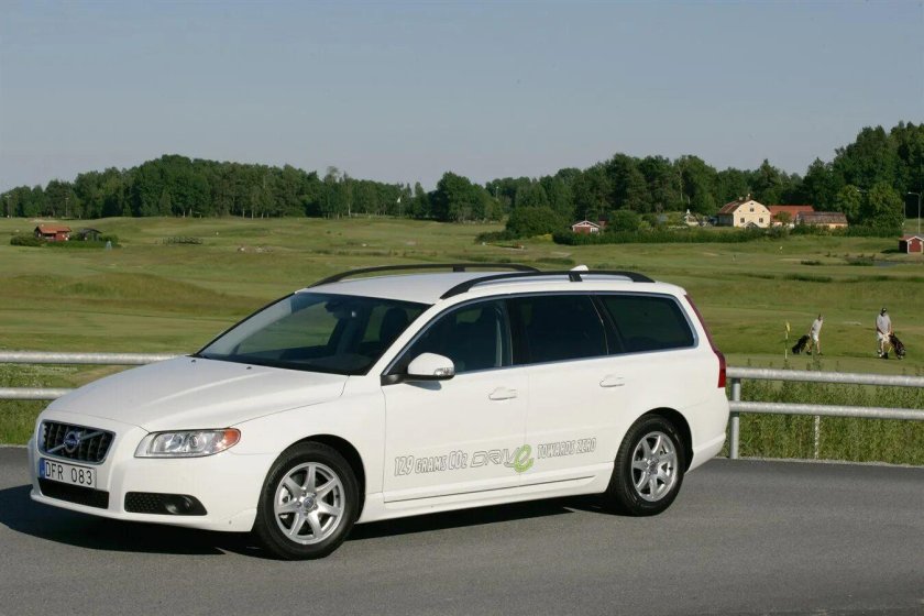 Volvo v70 III