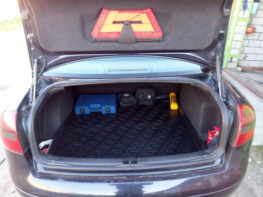 Audi a6 c5 багажник