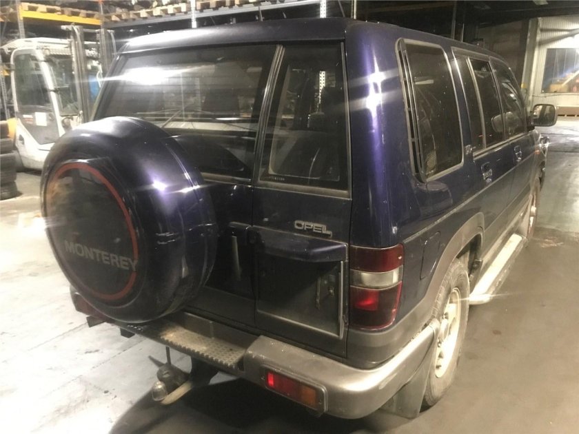 Опель Монтерей