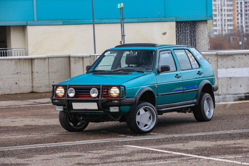 Volkswagen Golf Country