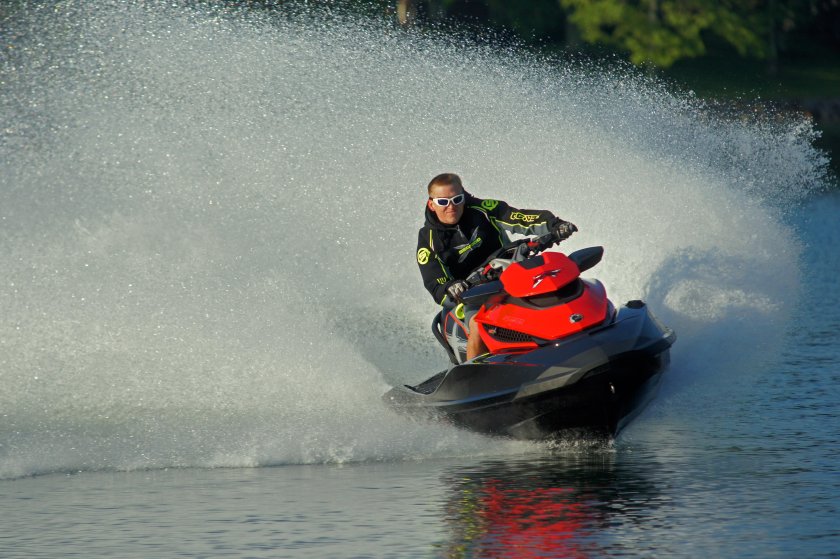 Водный мотоцикл