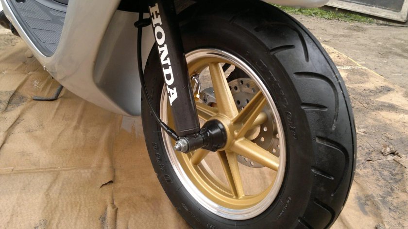 Honda Dio 35 ZX резина
