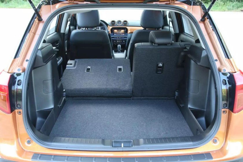 Сузуки Гранд Витара 2008 багажник