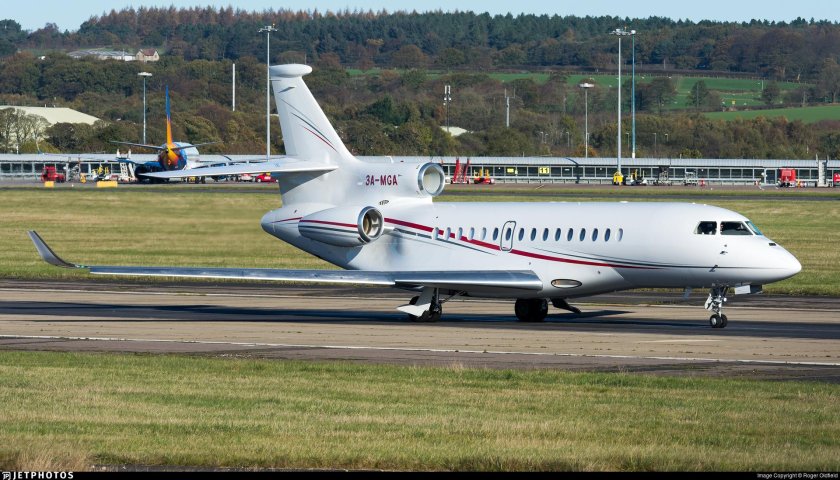 Самолет Dassault Falcon 8x