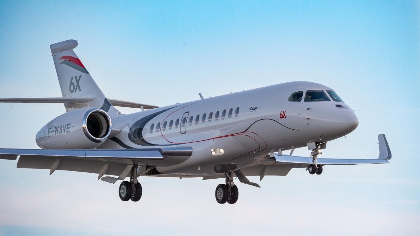 Dassault Falcon 10 самолет