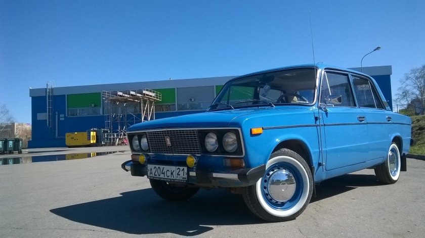 Лада 2106 голубая