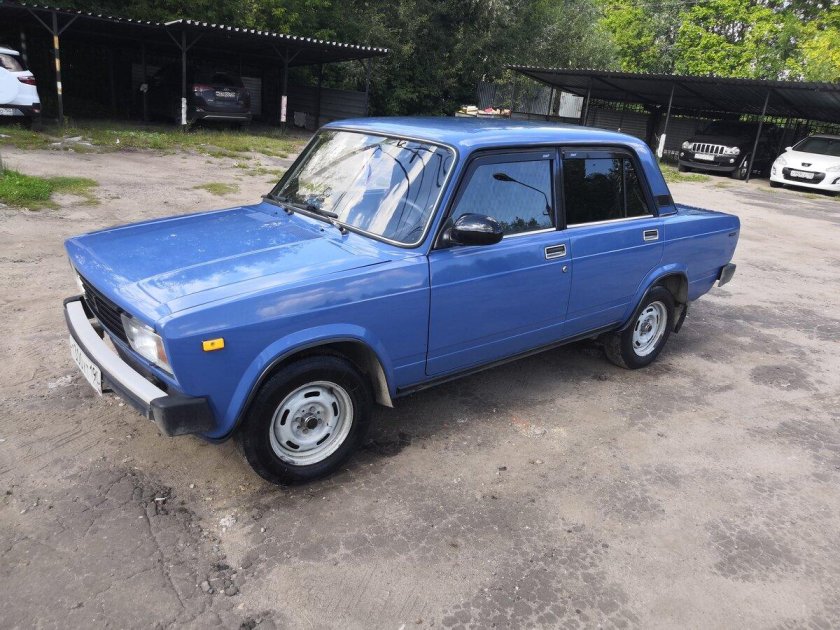 ВАЗ 2105 голубая Адриатика