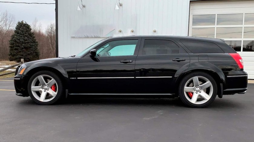 Dodge Magnum srt8