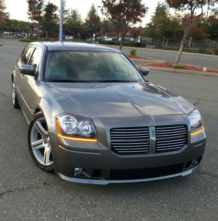 Dodge Magnum r22