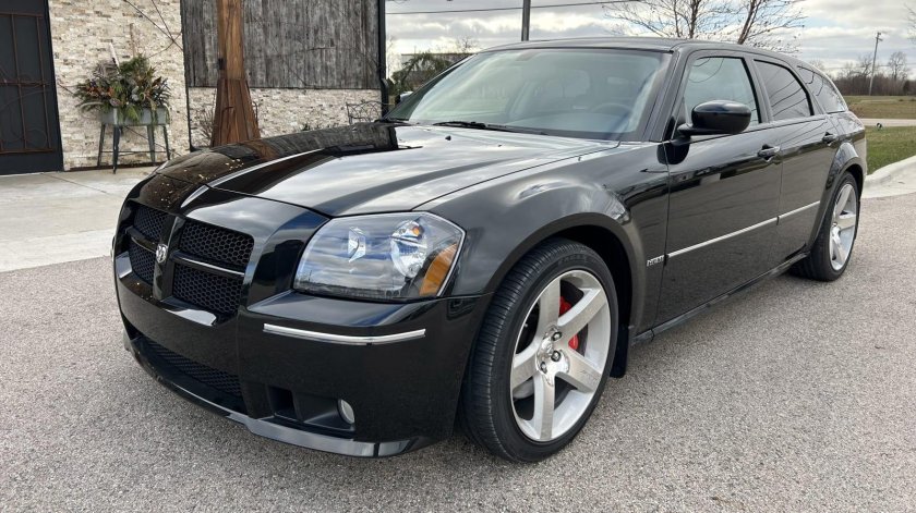 Dodge magnum 2006