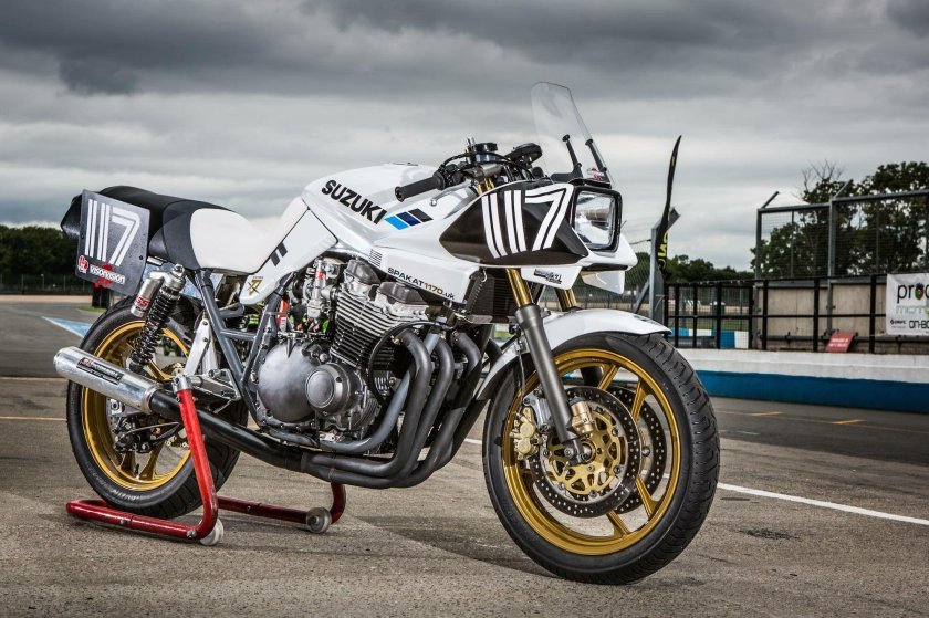 Мотоцикл Toyota