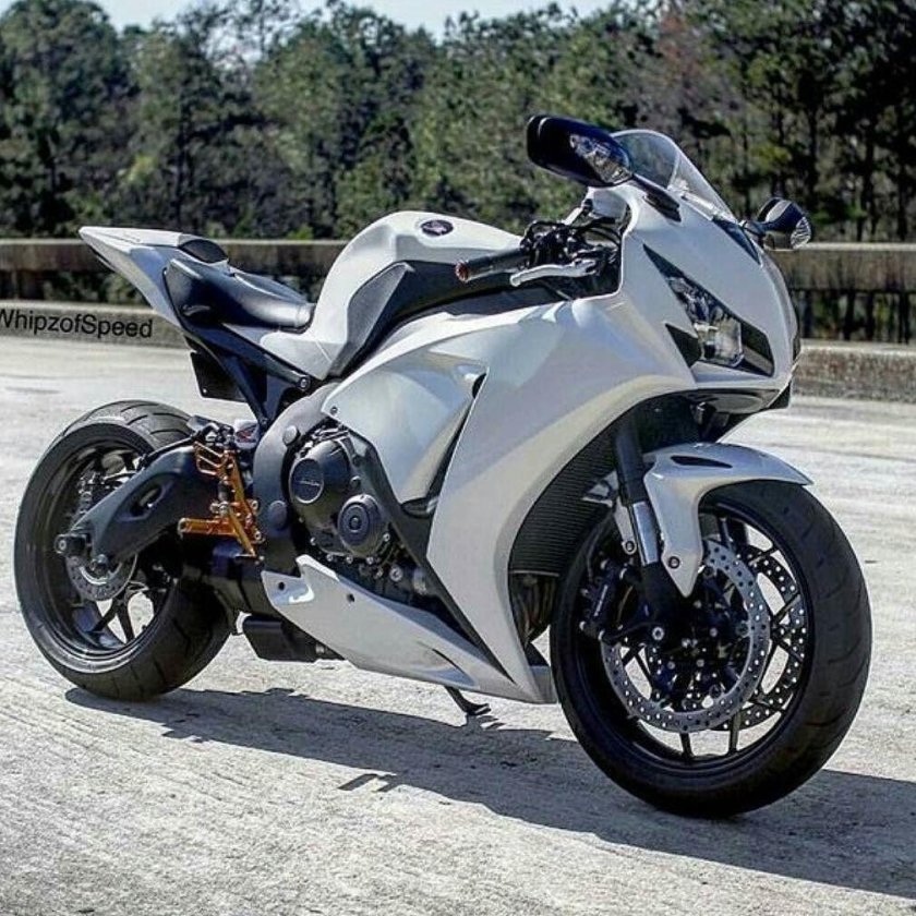 2011 Honda cbr1000rr (Fireblade)