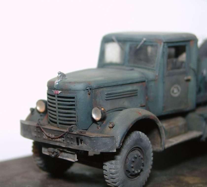 ЯАЗ-210д седельный тягач