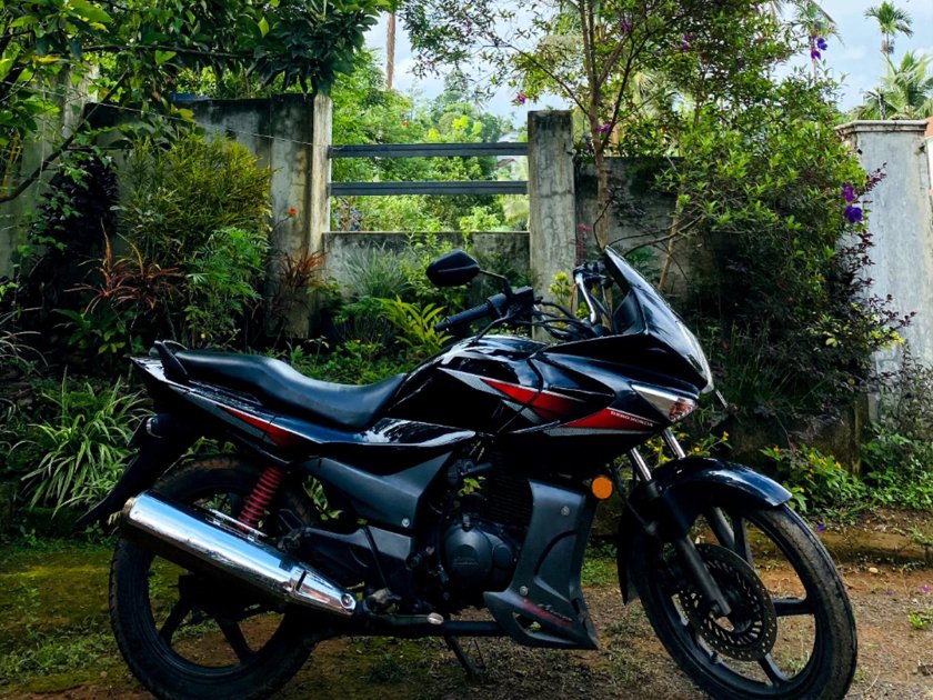 Хонда харизма