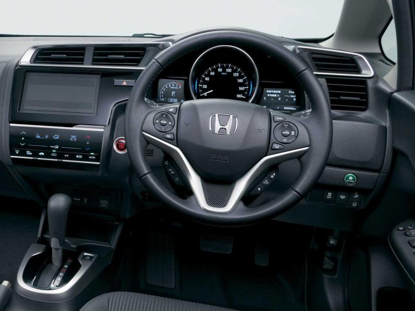 Honda Fit gk3 панель управления