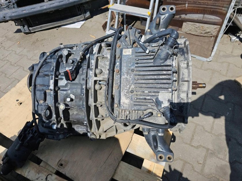 Коробка переключения передач в сборе