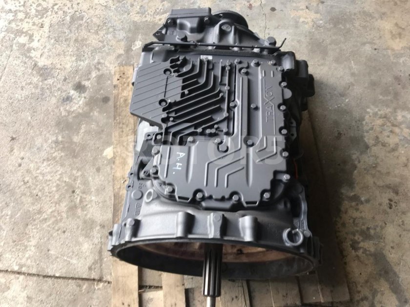 Коробка передач ZF Traxon 12tx2620 роботизированная