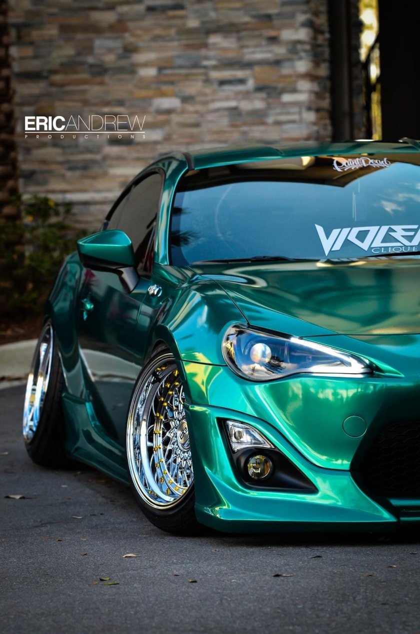 Toyota gr 86 бирюзовая