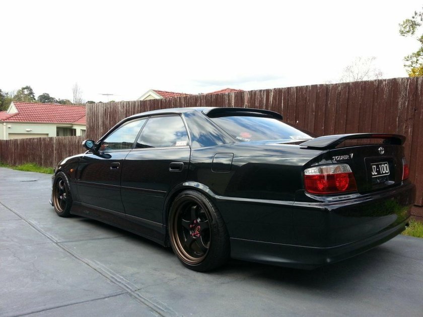 Toyota Chaser zx100
