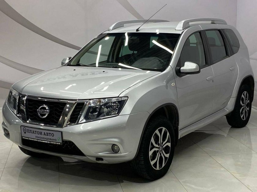 Ниссан Террано 2020