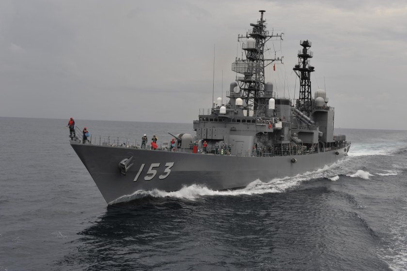 Японских сил самообороны корабли