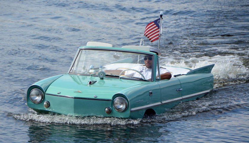 Амфибия ихтиандр автомобиль