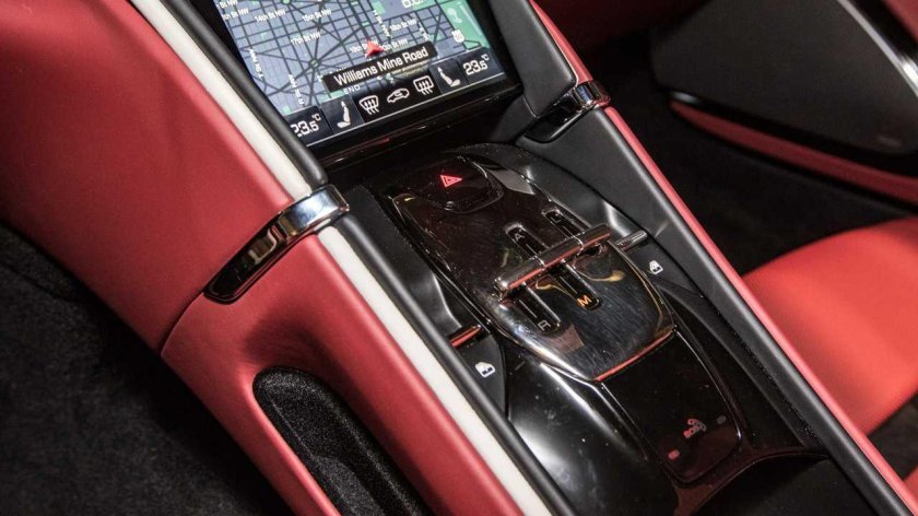 Феррари Рома 2020 салон