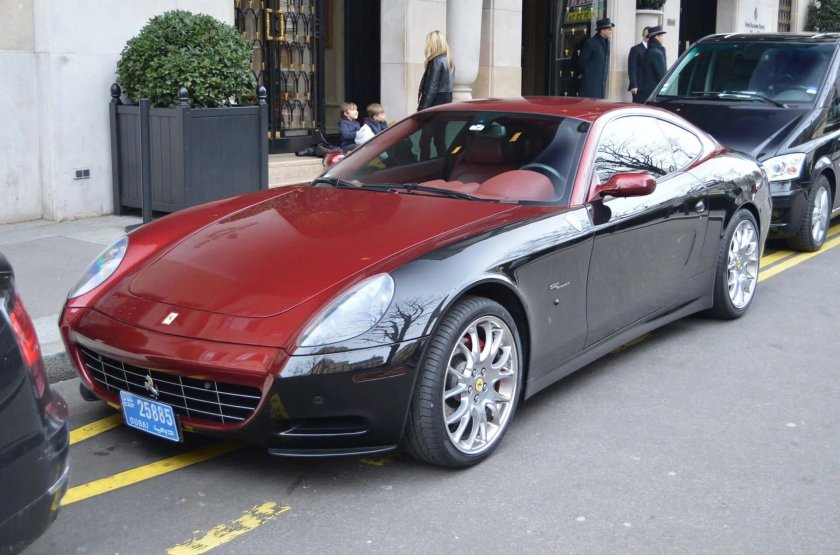 Феррари 612 Скальетти