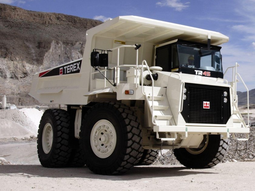 Терекс самосвал