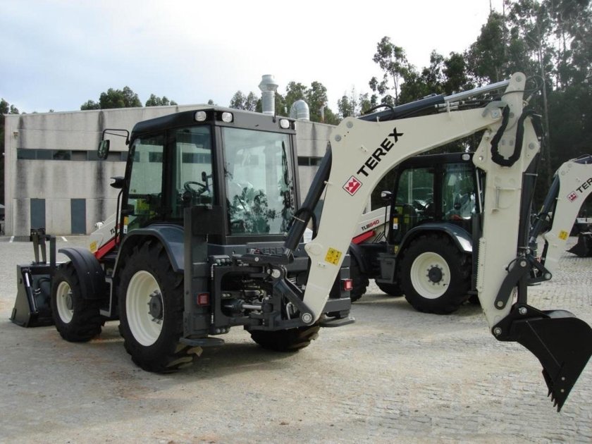 Terex TLB 840