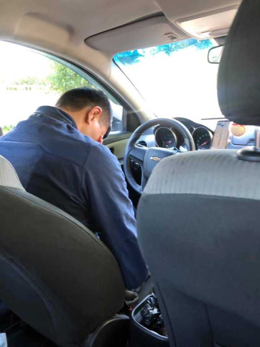 Водитель на заднем сиденье