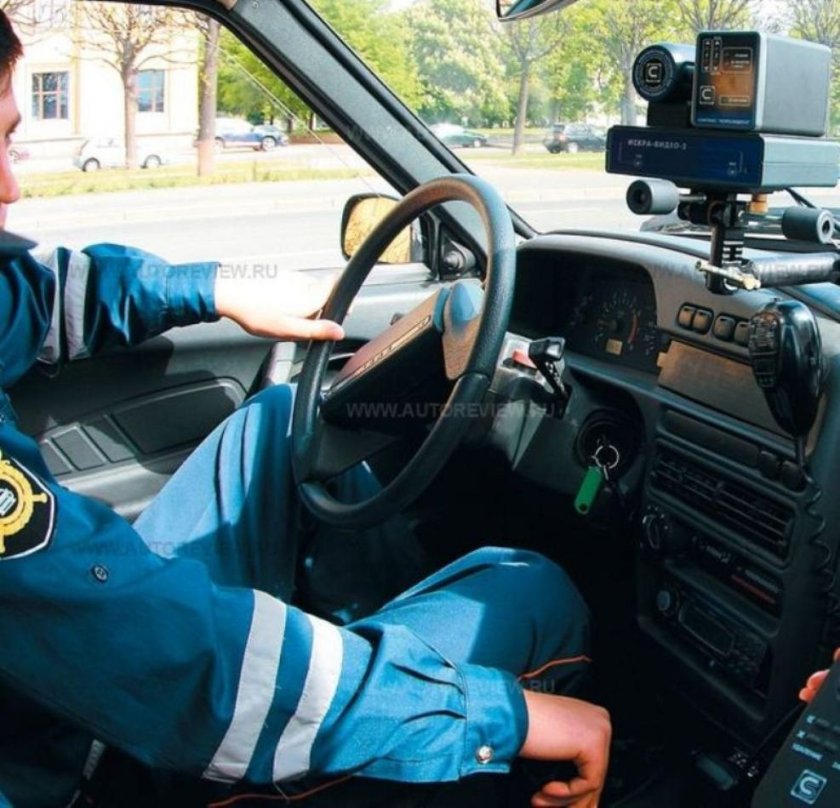 Салон машины ДПС