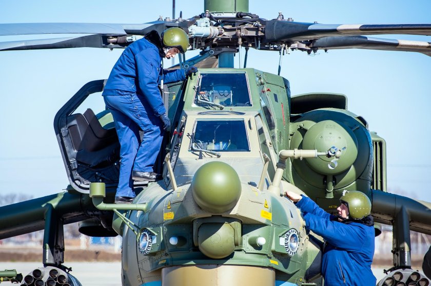 Ми-28нм кабина