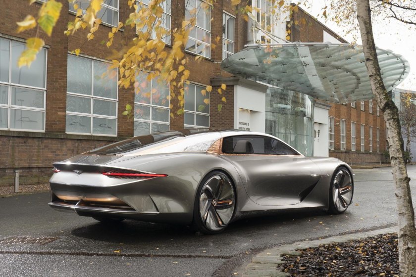 Бентли Exp 100