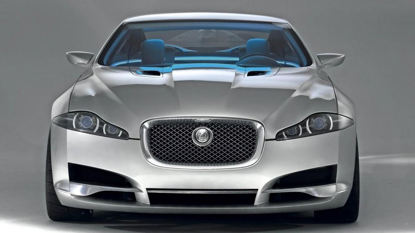 Машина Ягуар спортивная