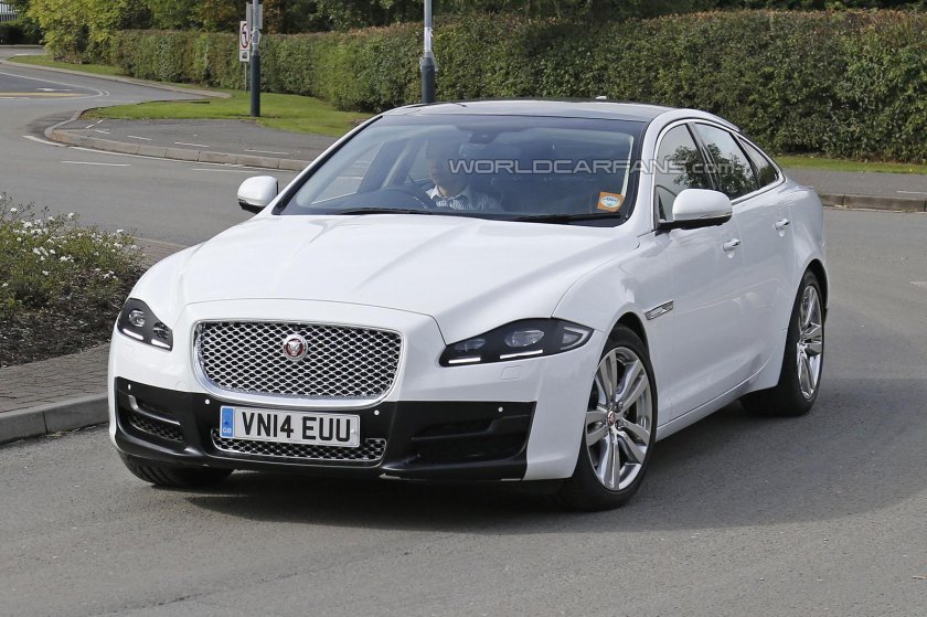 Ягуар XJ 2015