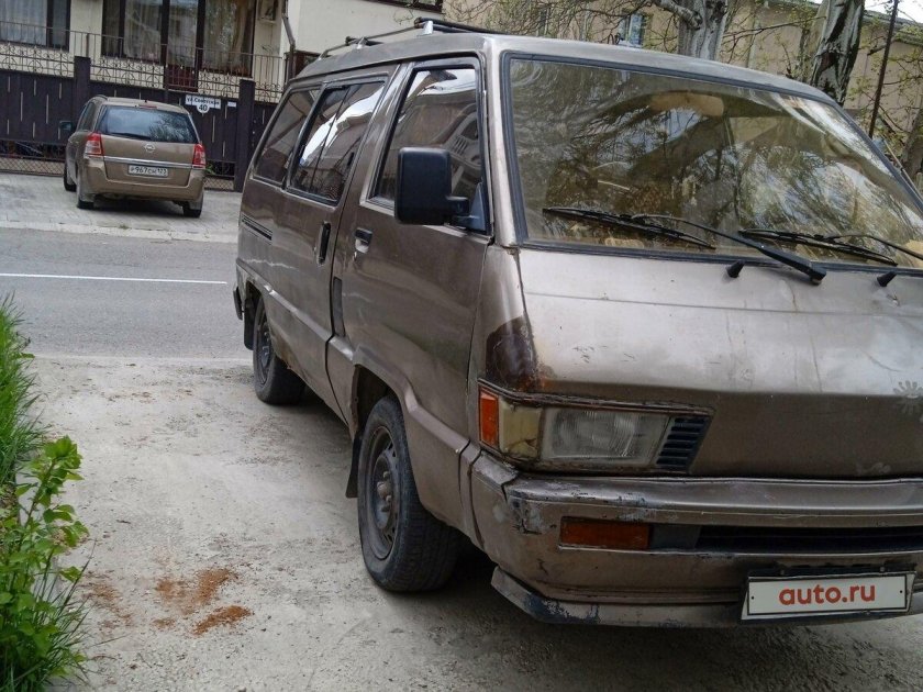 Toyota model f 1982 1992