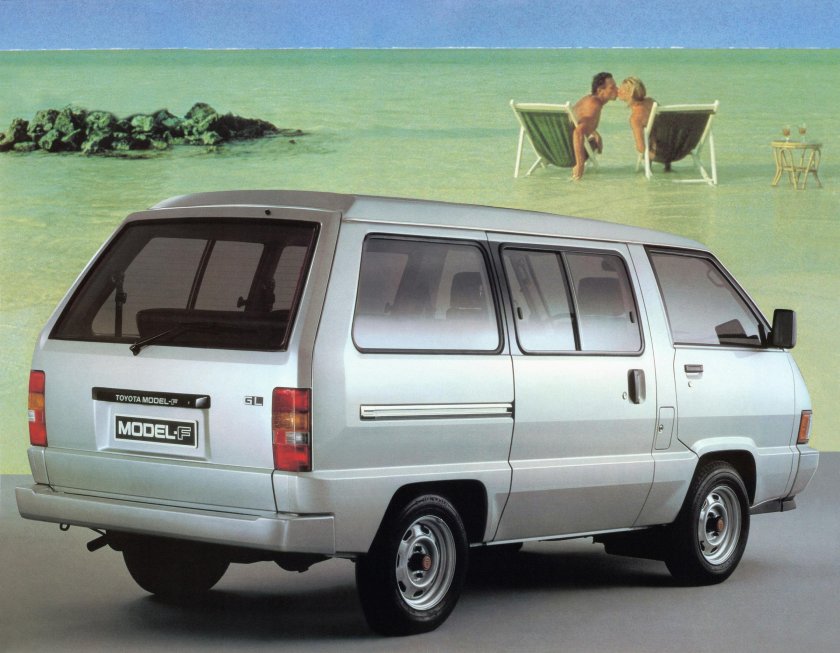 Toyota van 1984