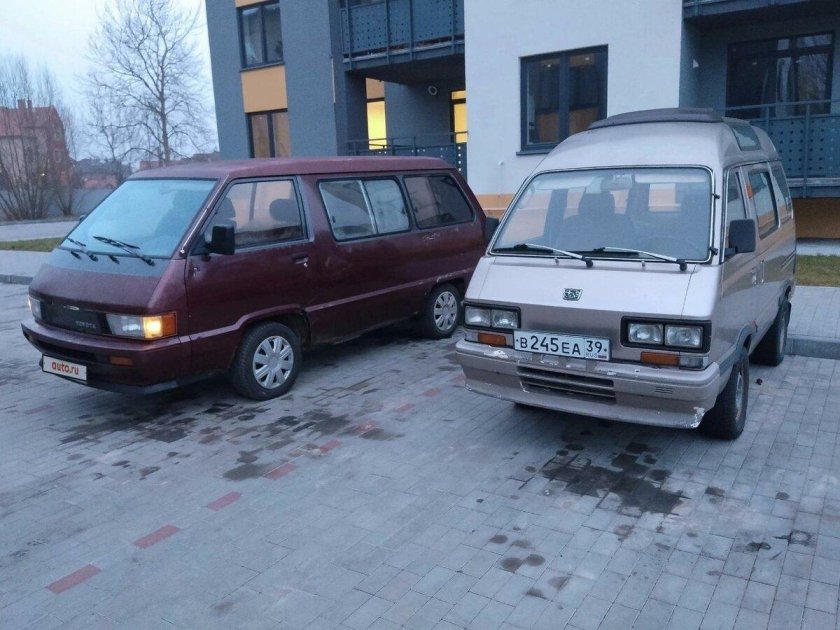 Мицубиси Делика 1989