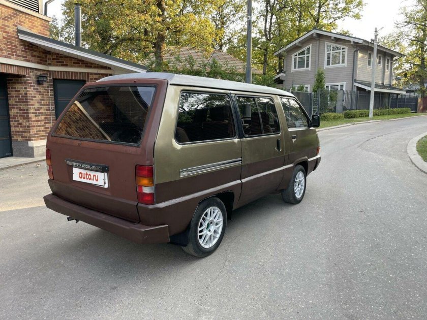 Toyota model f 1982 1992