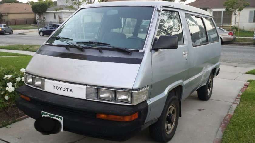 Toyota van 4wd le