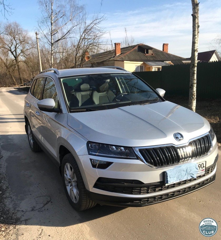 Шкода Карок серебристый