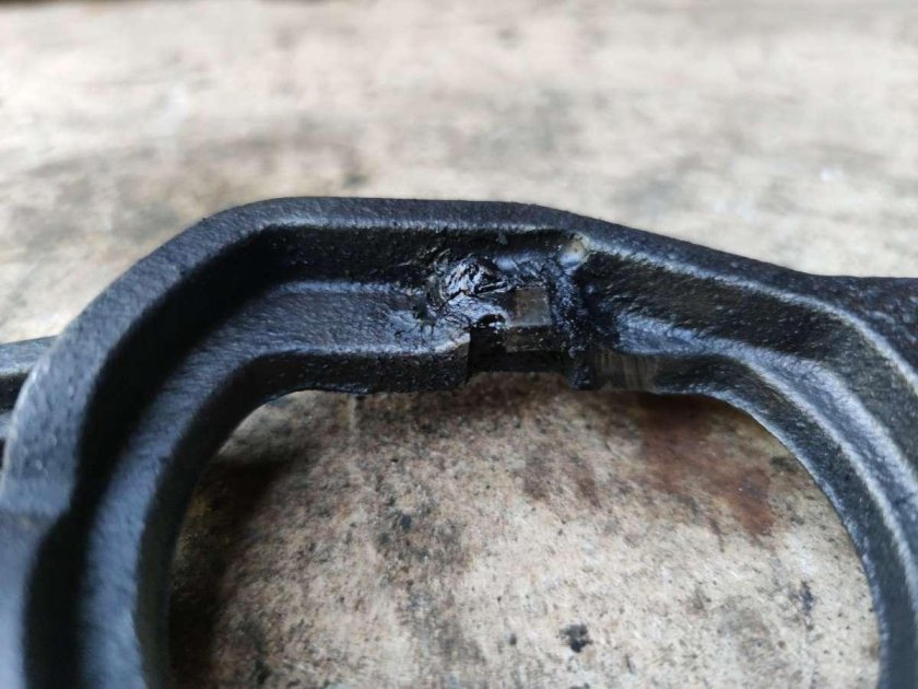 Дренажное отверстие Пежо 607