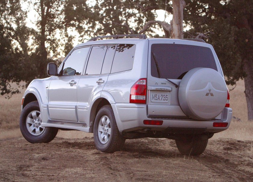 Mitsubishi Pajero 3
