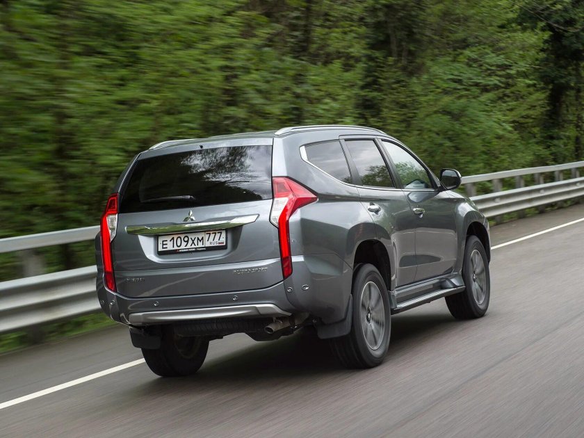 Mitsubishi Pajero Sport 2017