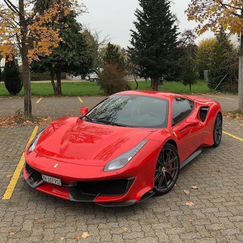 Ferrari 488