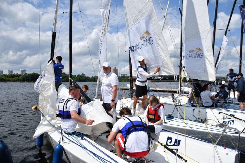 Парусный спорт