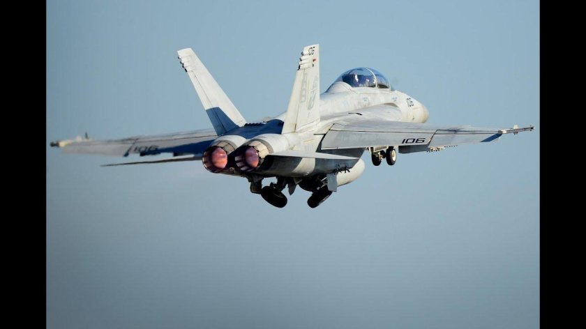 Ф-18 супер Хорнет