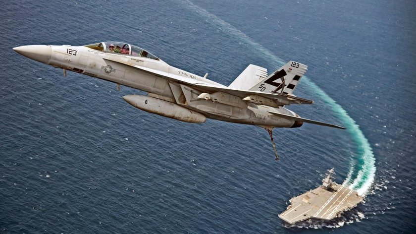 Ф-18 супер Хорнет